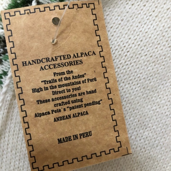 Alpaca Pete's Hoodie - Picture 3 of 5